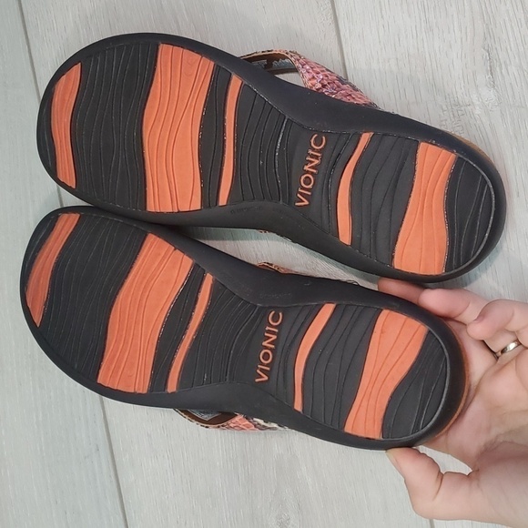 Vionic Women Floriana Leather Toestpost Thong Comfort Sandals Flats shoes sz 7 - Picture 10 of 11